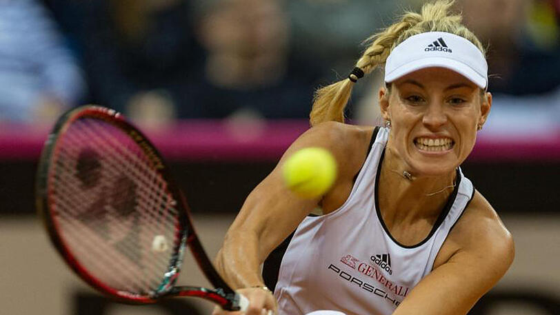 Aller Einsatz half nichts: Angelique Kerber ist in Stuttgart in der ersten Runde ausgeschieden.