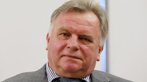 Der ehemalige Bundesverkehrsminister Günther Krause (CDU) hat das RTL-Dschungelcamp verlassen.
