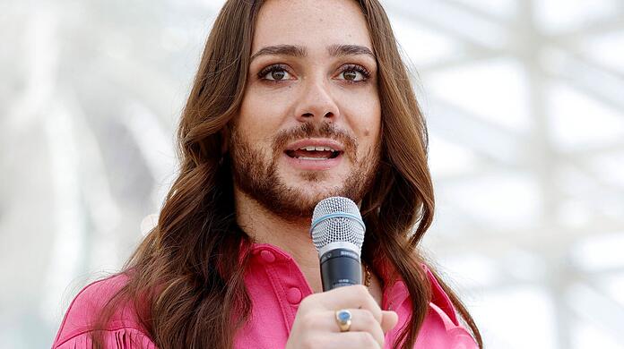 Riccardo Simonetti wird von einem schwulen Kollegen offen angefeindet.