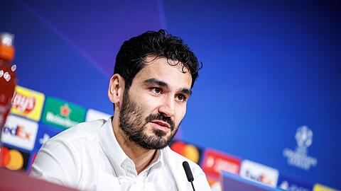Ilkay Gündogan spricht.