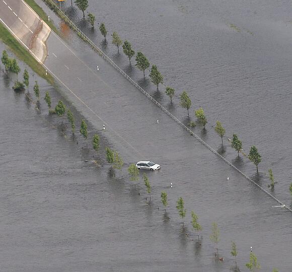 Das sind die Bilder von der spektakulären Rettungsaktion in Sachsen-Anhalt.