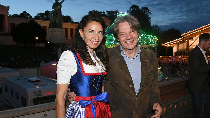Das Wirte-Ehepaar Clarissa  und Michael Käfer.