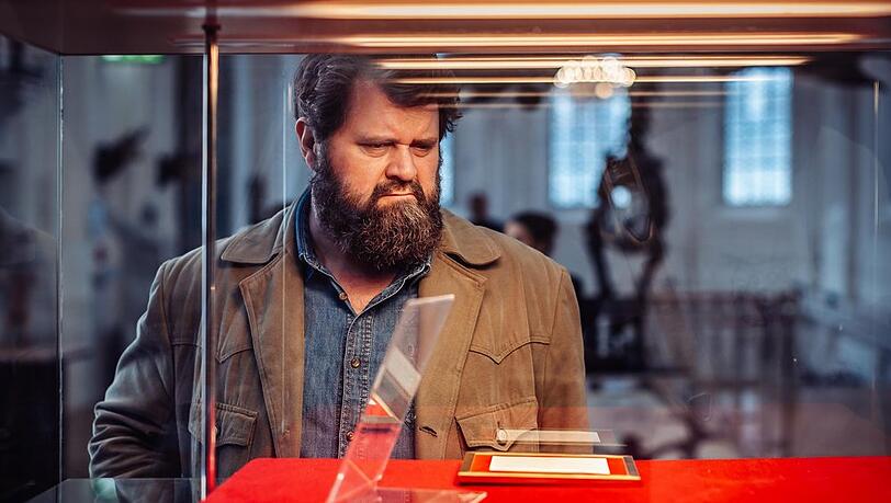 "Behringer und die Toten - Ein Bamberg-Krimi: Schatzraub": Konrad Behringer (Antoine Monot) im Einsatz. "Behringer und die Toten - Ein Bamberg-Krimi: Schatzraub": Konrad Behringer (Antoine Monot) im Einsatz.