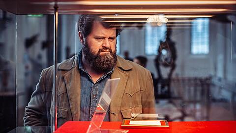 "Behringer und die Toten - Ein Bamberg-Krimi: Schatzraub": Konrad Behringer (Antoine Monot) im Einsatz.