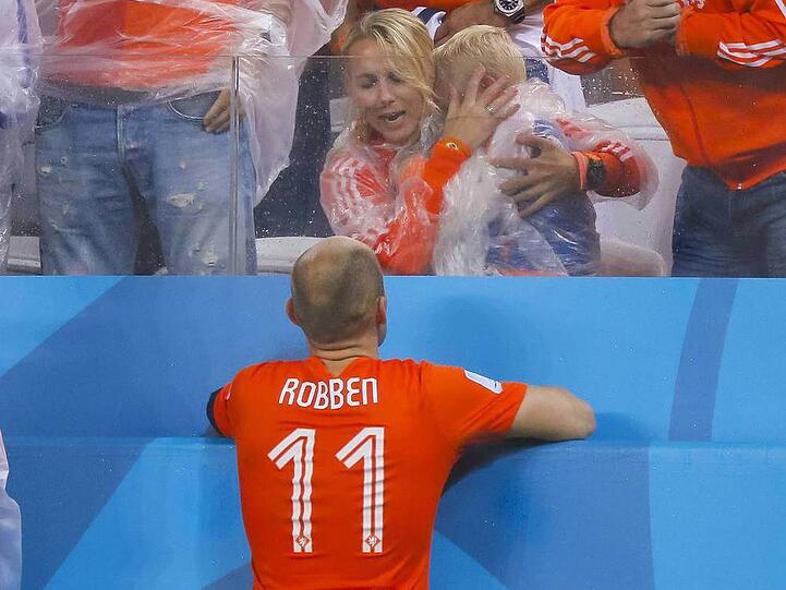 Vergeblich versuchte Arjen Robben am Mittwoch seinen Sohn zu trösten