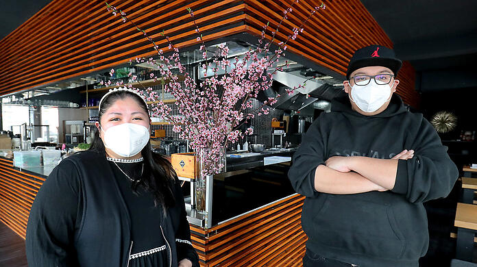 Thi Kieu Trinh Nguyen und Hoang Minh Vu sind sauer auf Facebook. Die fast ausschließlich guten Bewertungen ihrer Gäste spielen für die Gesamtwertung des Restaurants auf Social Media keine Rolle mehr, die wenigen schlechten aber zunächst schon. Die Ursachenforschung läuft.