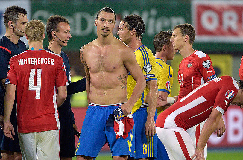 Zlatan Ibrahimovic war sich nach seiner Tätlichkeit gegen David Alaba keiner Schuld bewusst.