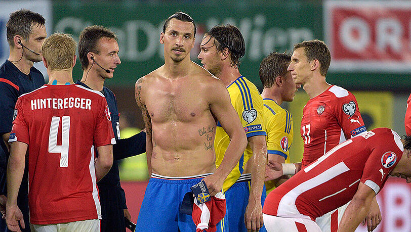 Zlatan Ibrahimovic war sich nach seiner Tätlichkeit gegen David Alaba keiner Schuld bewusst. Zlatan Ibrahimovic war sich nach seiner Tätlichkeit gegen David Alaba keiner Schuld bewusst.
