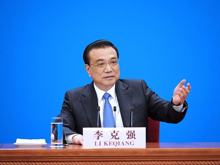 Chinas Ministerpräsident Li Keqiang: "Wir müssen sicherlich starke Maßnahmen ergreifen, um mit den steigenden Unsicherheiten fertig zu werden".