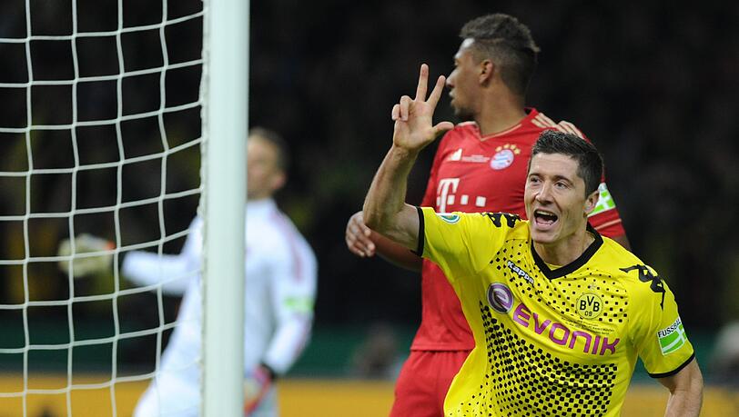 Robert Lewandowski, damals noch im Trikot des BVB, erzielte gleich drei Tore. Robert Lewandowski, damals noch im Trikot des BVB, erzielte gleich drei Tore.