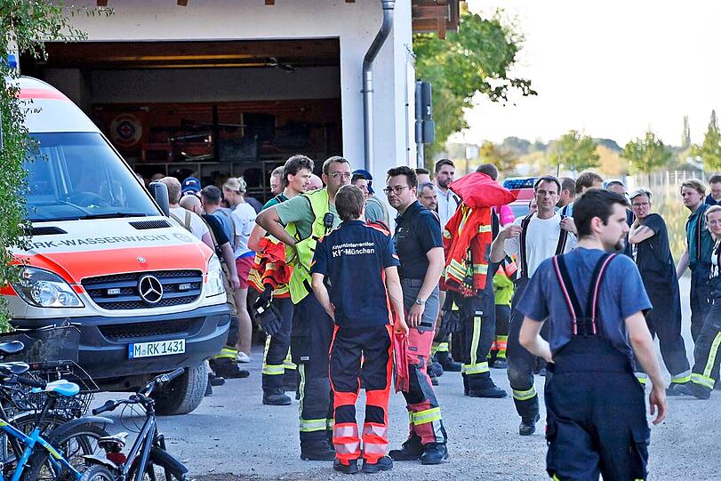 Badeunfall am Heimstettener See &ndash; zwei M&auml;dchen schwer verletzt.