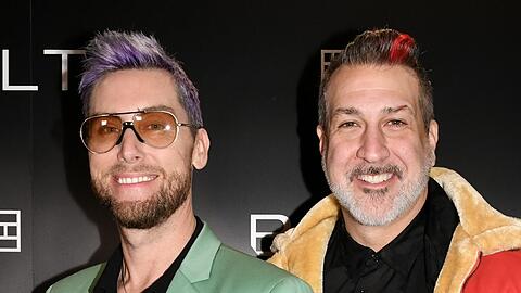 Lance Bass und Joey Fatone von *NSYNC am Mittwochabend in New York City.