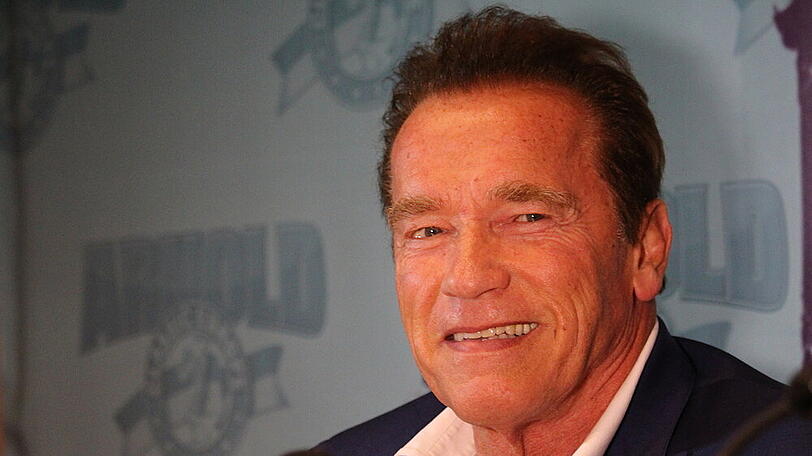 Arnold Schwarzenegger und sein Schwiegersohn Chris Pratt ließen die Muckis spielen