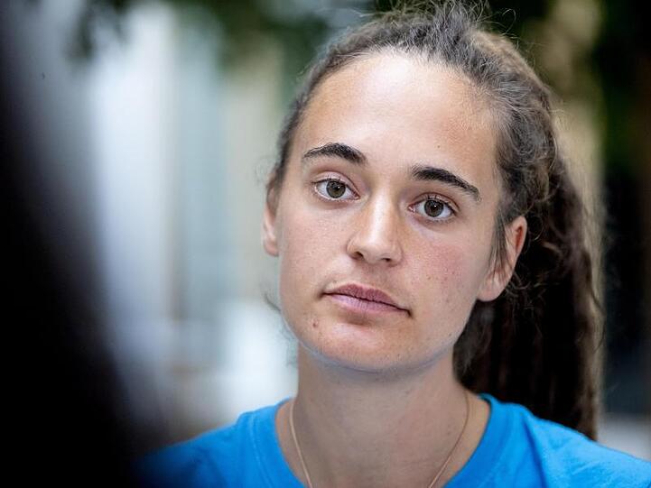 Gute Nachrichten für Seenotretterin Carola Rackete.