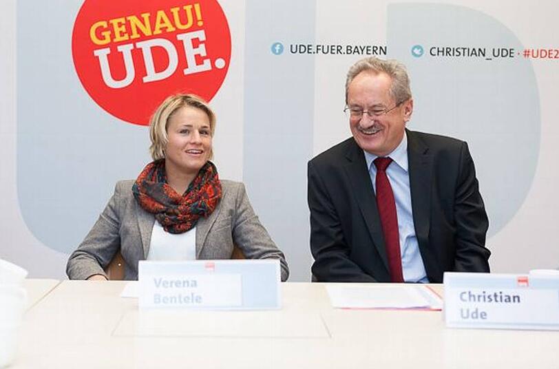 Sie gehen mit einem Lächeln in den Wahlkampf: SPD-Spitzenkandidat Christian Ude und seine Sport-Beraterin Verena Bentele.
