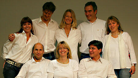 Vier Frauen und vier Männer: Das Gautinger Ensemble "Madeiras Monday" Vier Frauen und vier Männer: Das Gautinger Ensemble "Madeiras Monday"