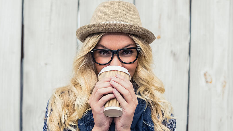 Der Coffee to go gehört für viele zum Alltag