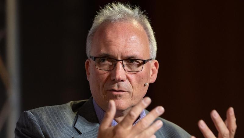 Ernst-Christoph Stolper, stellvertretender Bundesvorsitzender des BUND, bei einer Podiumsdiskussion zur "Klimakrise und die Mobilität der Zukunft". Ernst-Christoph Stolper, stellvertretender Bundesvorsitzender des BUND, bei einer Podiumsdiskussion zur "Klimakrise und die Mobilität der Zukunft".