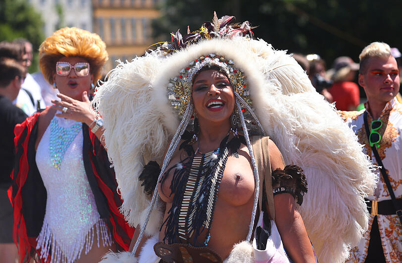 Bunte Parade in München: Die Bilder vom Christopher Street Day 2022.