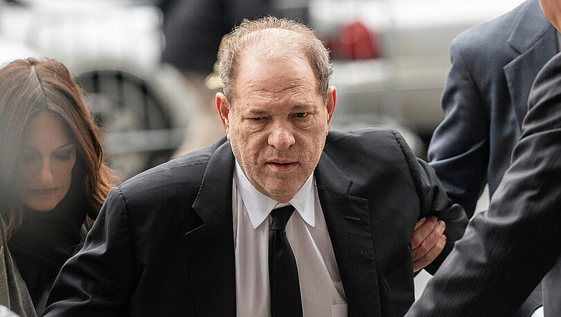 Harvey Weinstein im Januar 2020 auf dem Weg ins Gericht Harvey Weinstein im Januar 2020 auf dem Weg ins Gericht