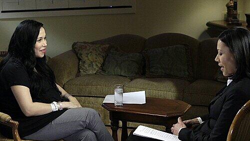 Nadya Suleman (l.) bei ihrem ersten TV-Interview