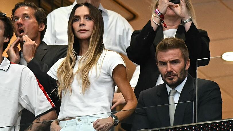David Beckham konnte seine Enttäuschung über Englands WM-Aus im Halbfinale gegen Argentinien kaum verbergen. David Beckham konnte seine Enttäuschung über Englands WM-Aus im Halbfinale gegen Argentinien kaum verbergen.