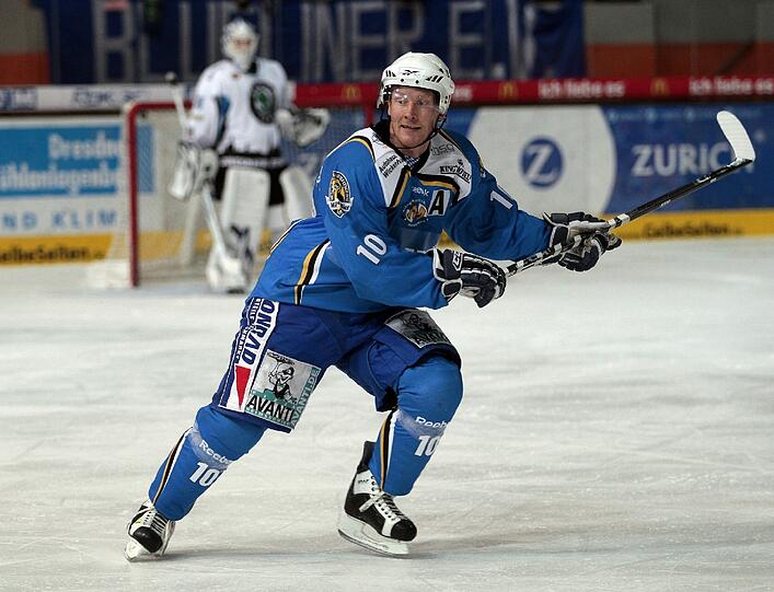 Ex-EHC-Star Niklas Hede.