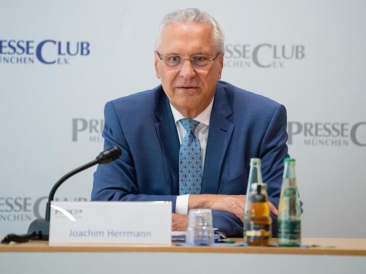 Joachim Herrmann (CSU), Innenminister von Bayern. Foto: Sven Hoppe/dpa