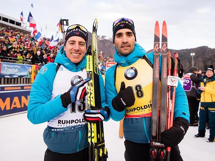 Der Franzose Quentin Fillon Maillet (l) wurde Zweiter hinter seinem Landsmann Martin Fourcade.