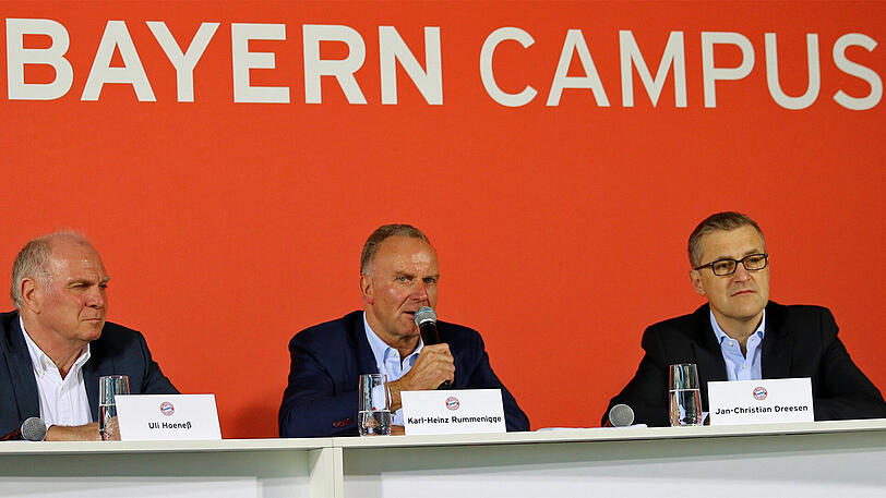 Präsident Uli Hoeneß, Vorstandschef Karl-Heinz Rummenigge und Finanzvorstand Jan-Christian Dreesen (von links).