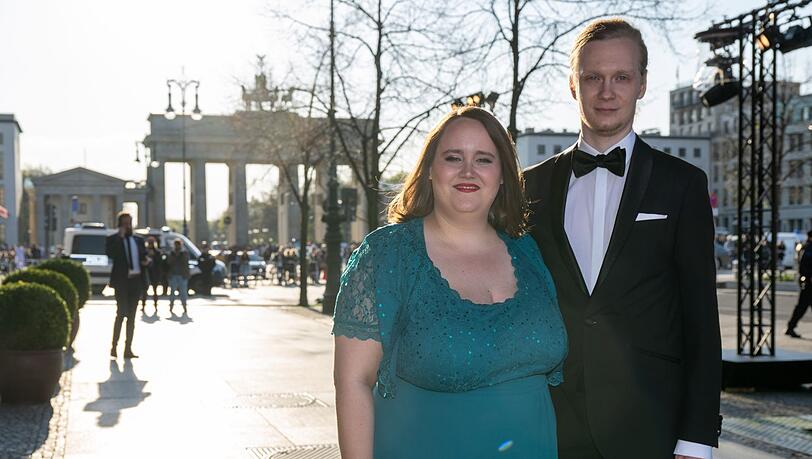 Ricarda Lang, Bundesvorsitzende von Bündnis 90/Die Grünen und ihr Partner Florian Wilsch kommen zum 70. Bundespresseball.