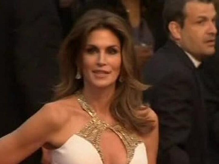Cindy Crawford ist dank eines unretouchierten Fotos derzeit in aller Munde