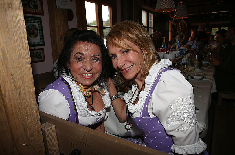 Regine Sixt und die Frau des US Botschafters Kimberly Emerson