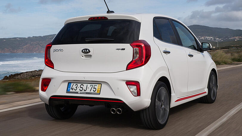 Wer sich für die erstmals angebotene GT-Line entscheidet, bekommt den Picanto unter anderem mit zusätzlichen Farbakzenten, Doppelendrohr und Heckschürze mit Diffusoroptik.