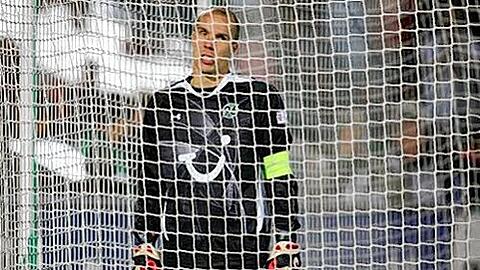 "Robert war alleine": hannover-Torwart Enke, der sich am vergangenen Dienstag wegen Depressionen das Leben nahm.