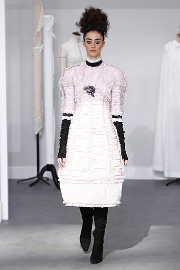 Die Haute-Couture-Kollektion von Chanel für Herbst/Winter 2016/17