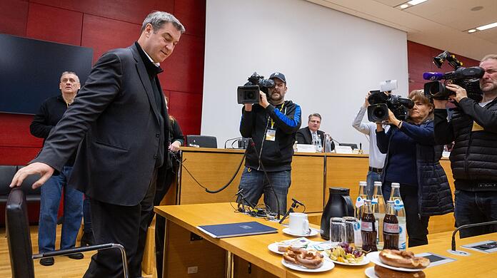 Bayerns Ministerpräsident Markus Söder nimmt als Zeuge an der Sitzung des Masken-U-Ausschusses teil.