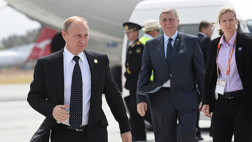 Wladimir Putin bei seiner Abreise am Flugahfen. Wladimir Putin bei seiner Abreise am Flugahfen.