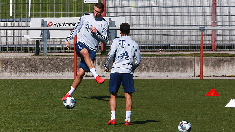 Niklas Süle (hinten) und Philippe Coutinho.