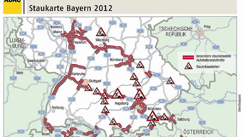 Rot ist Stau – um München herum ist davon reichlich zu finden, auch Richung österreichische Grenze. Rot ist Stau – um München herum ist davon reichlich zu finden, auch Richung österreichische Grenze.
