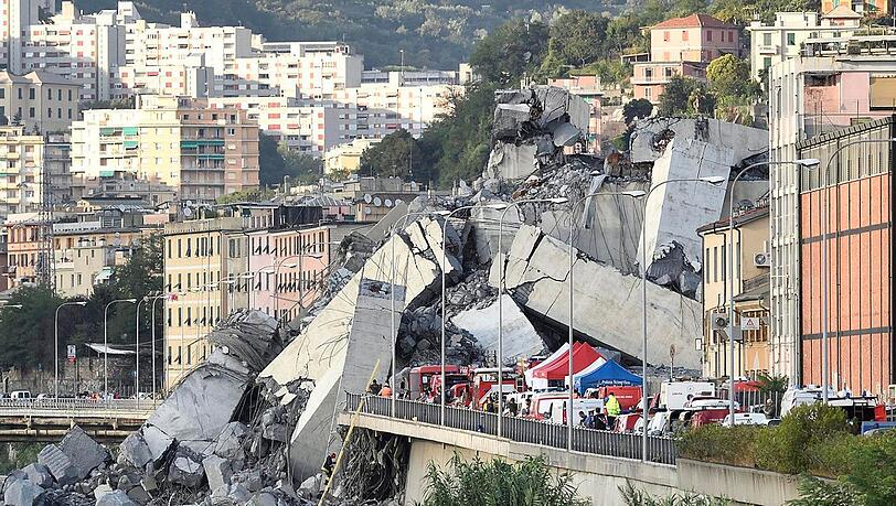 Acht Jahre nach dem Einsturz einer Autobahnbrücke in Genua sind nun die Urteile da. (Archivbild) Acht Jahre nach dem Einsturz einer Autobahnbrücke in Genua sind nun die Urteile da. (Archivbild)