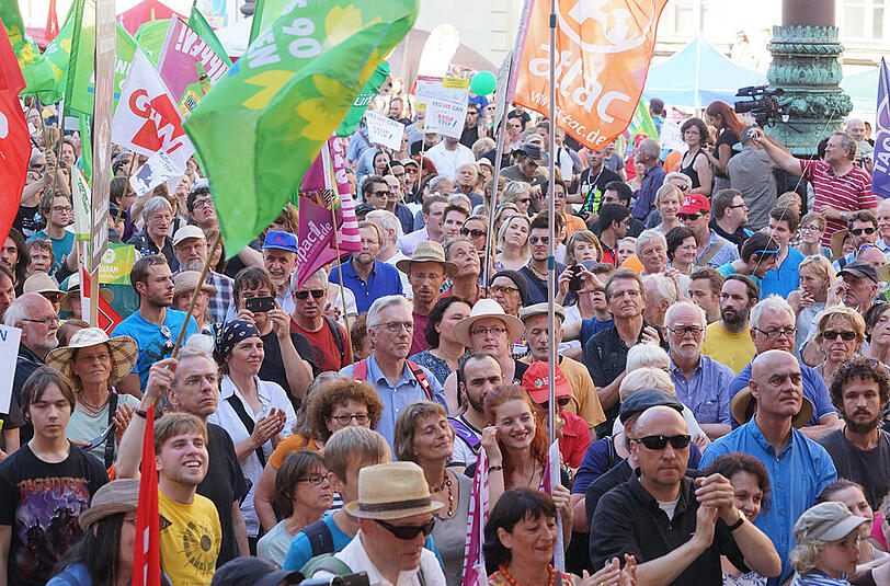 Großdemonstration in München gegen den G7-Gipfel: Die Bilder von der Protestkundgebung.
