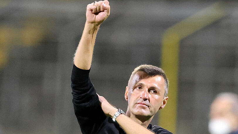 Siegerfaust: Löwen-Coach Michael Köllner.