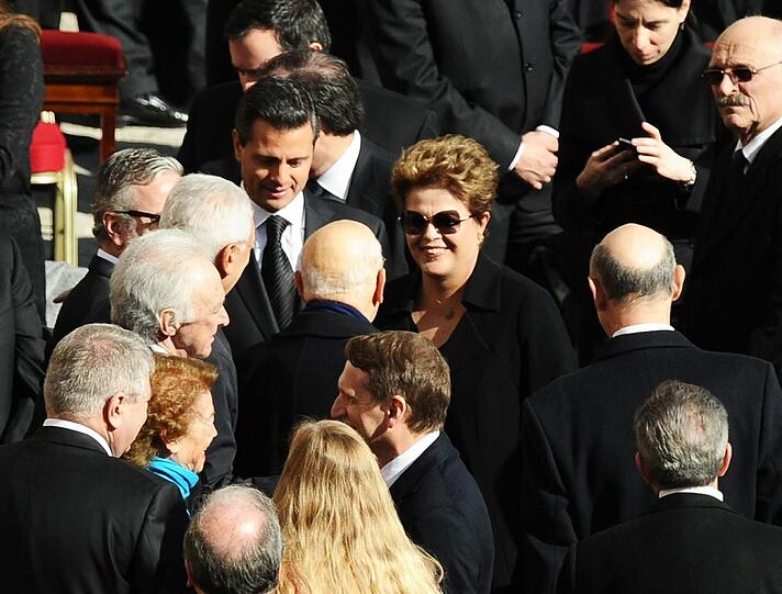 Brasiliens Präsidentin Dilma Roussef kommt zur Amtseinführung von Papst Franziskus.