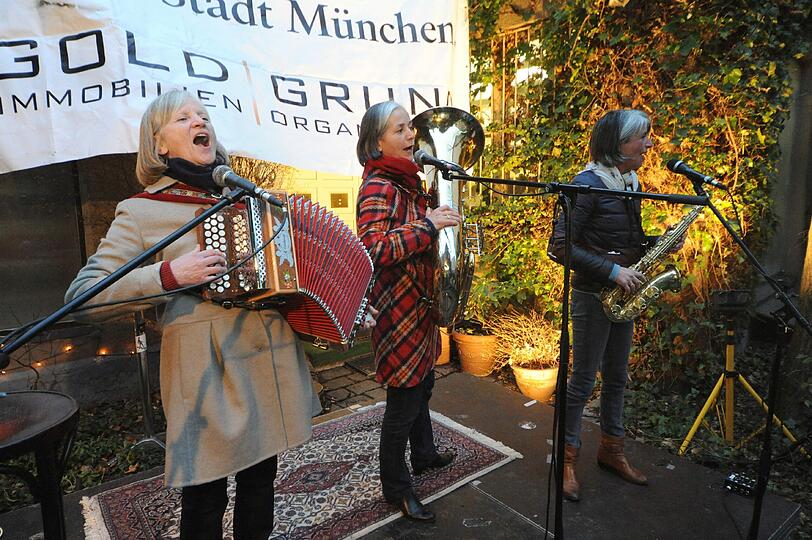 Auch die Wellküren folgten der Einladung von Goldgrund.