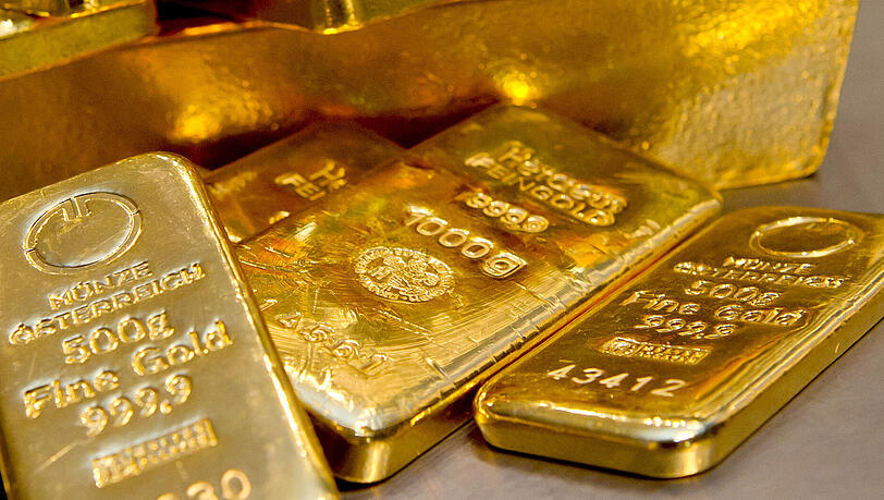 Einem 52-jährigen Mann wurde ein Rucksack mit Gold mit Wert von mehreren tausend Euro geklaut. (Symbolfoto) Einem 52-jährigen Mann wurde ein Rucksack mit Gold mit Wert von mehreren tausend Euro geklaut. (Symbolfoto)