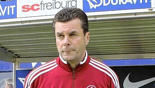 Schlendrian in Freiburg wie beim 2:0 durch Papiss Cisse kann Club-Trainer Dieter Hecking überhaupt nicht ab