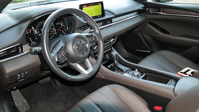 Gut verarbeitet, einfach zu bedienen: Mit dem Mazda6 klappt's auf Anhieb.