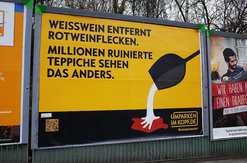 Ein Plakat der gleichen Kampagne in der Arnulfstraße.