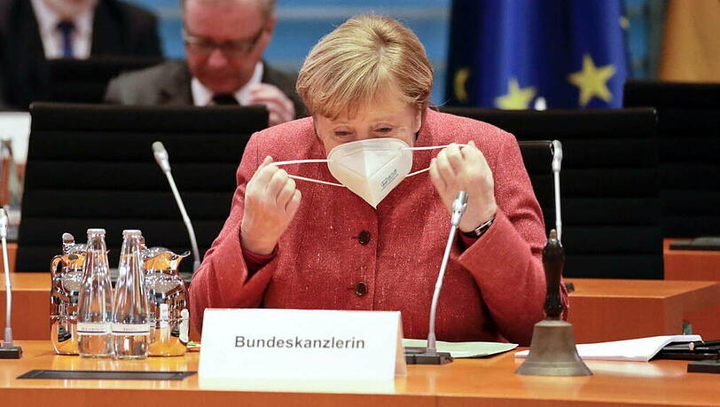 Angela Merkel bei einer Kabinettsitzung vor wenigen Tagen Angela Merkel bei einer Kabinettsitzung vor wenigen Tagen